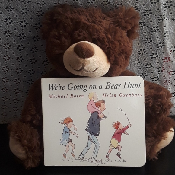 mary meyer Other - We're Going on a Bear Hunt bundle book and bear